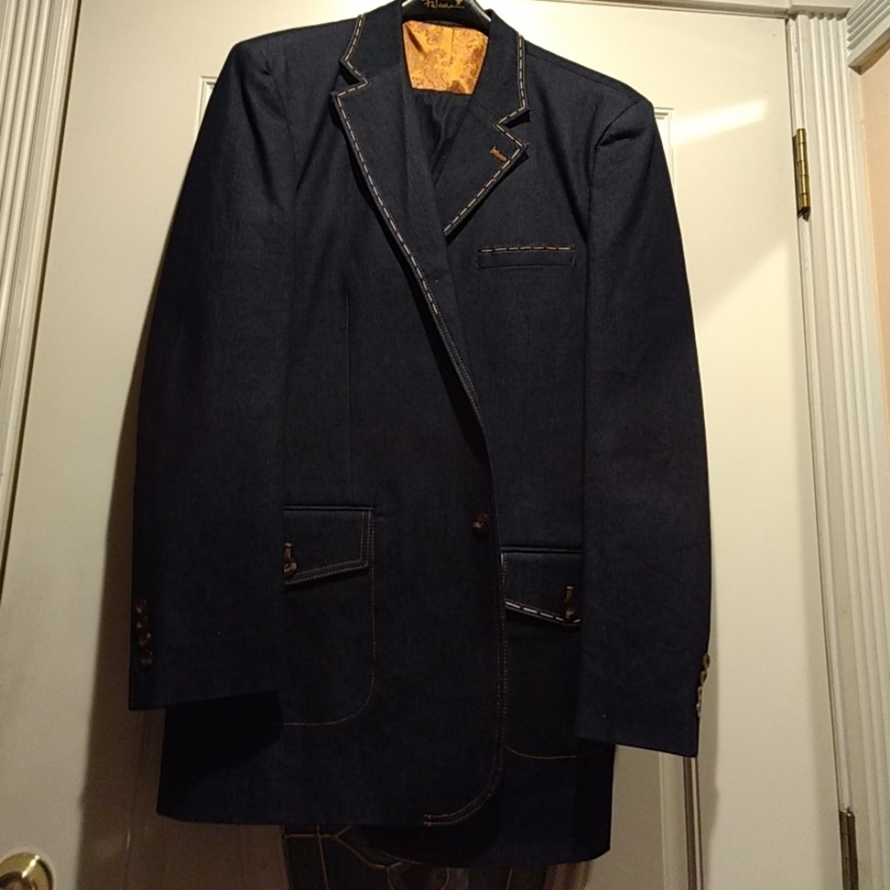 Suit